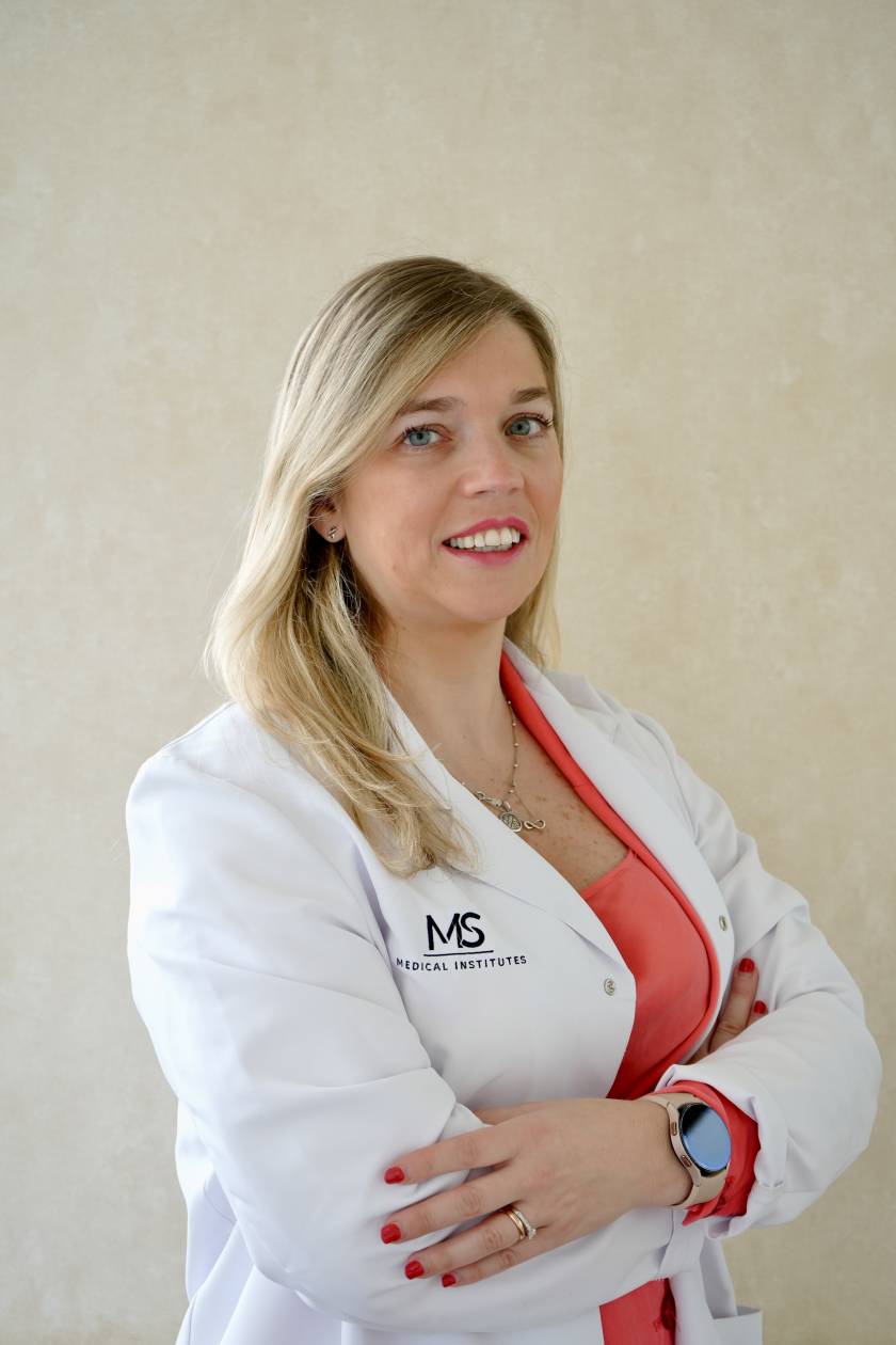 Prof. Dra. Mónica Gomes Ferreira